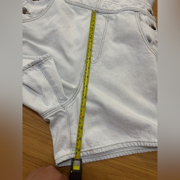 Levi’s Two Horse Brand Striped Denim Short Overalls - Size M - Picture 10 of 13